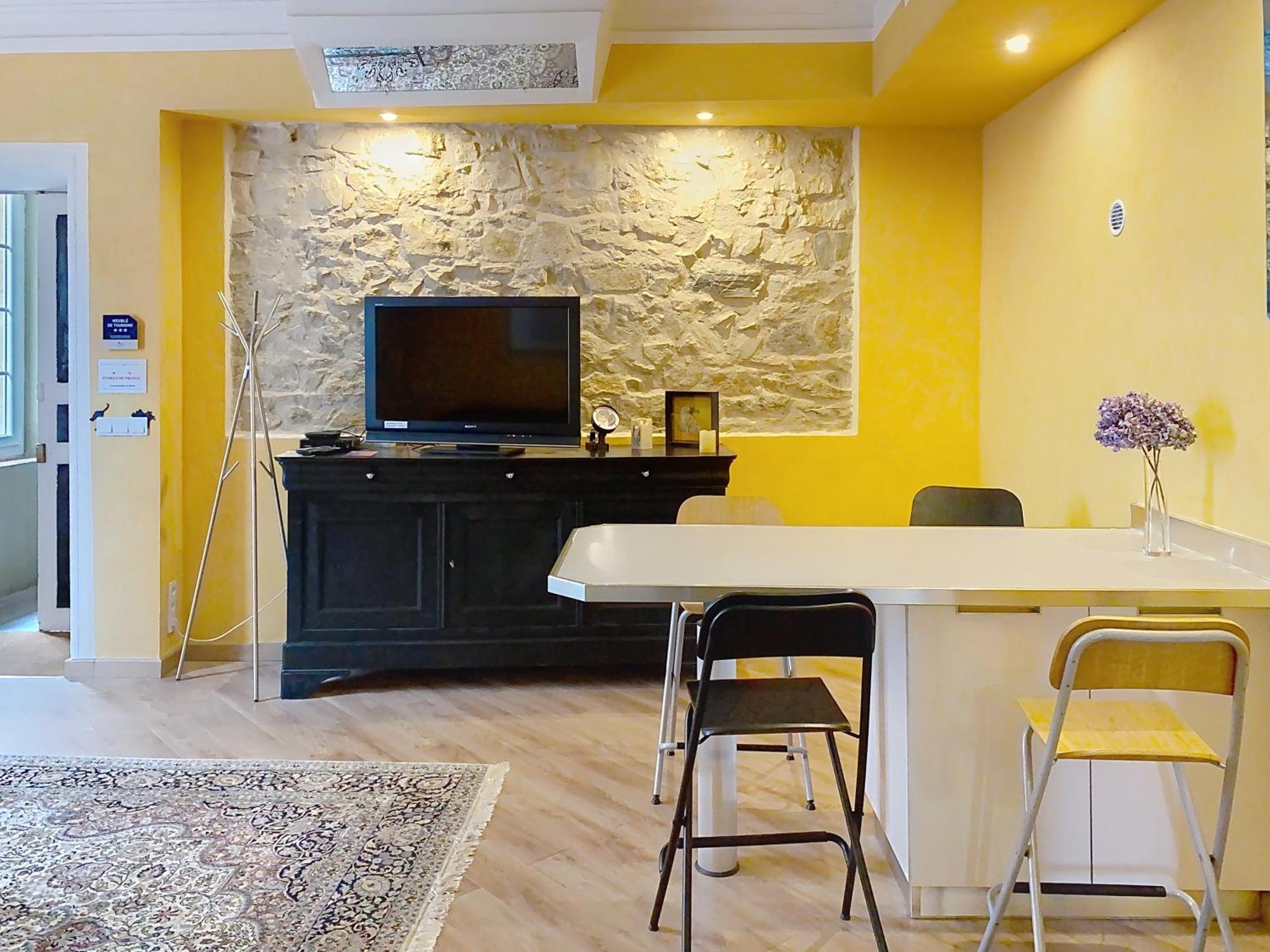 Residence Verdi - Appartements Meubles En Centre Ville Bedarieux Luaran gambar