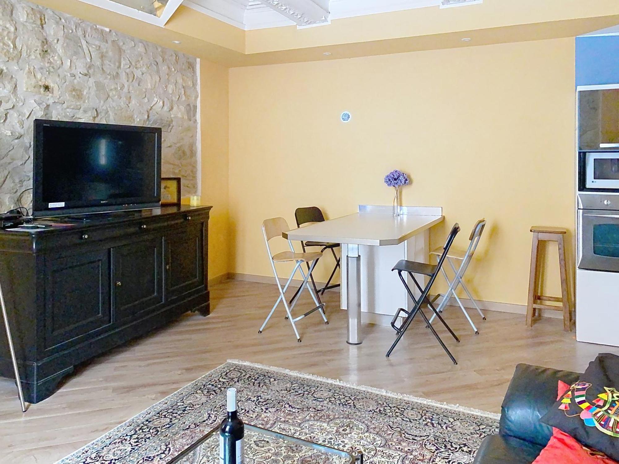 Residence Verdi - Appartements Meubles En Centre Ville Bedarieux Luaran gambar