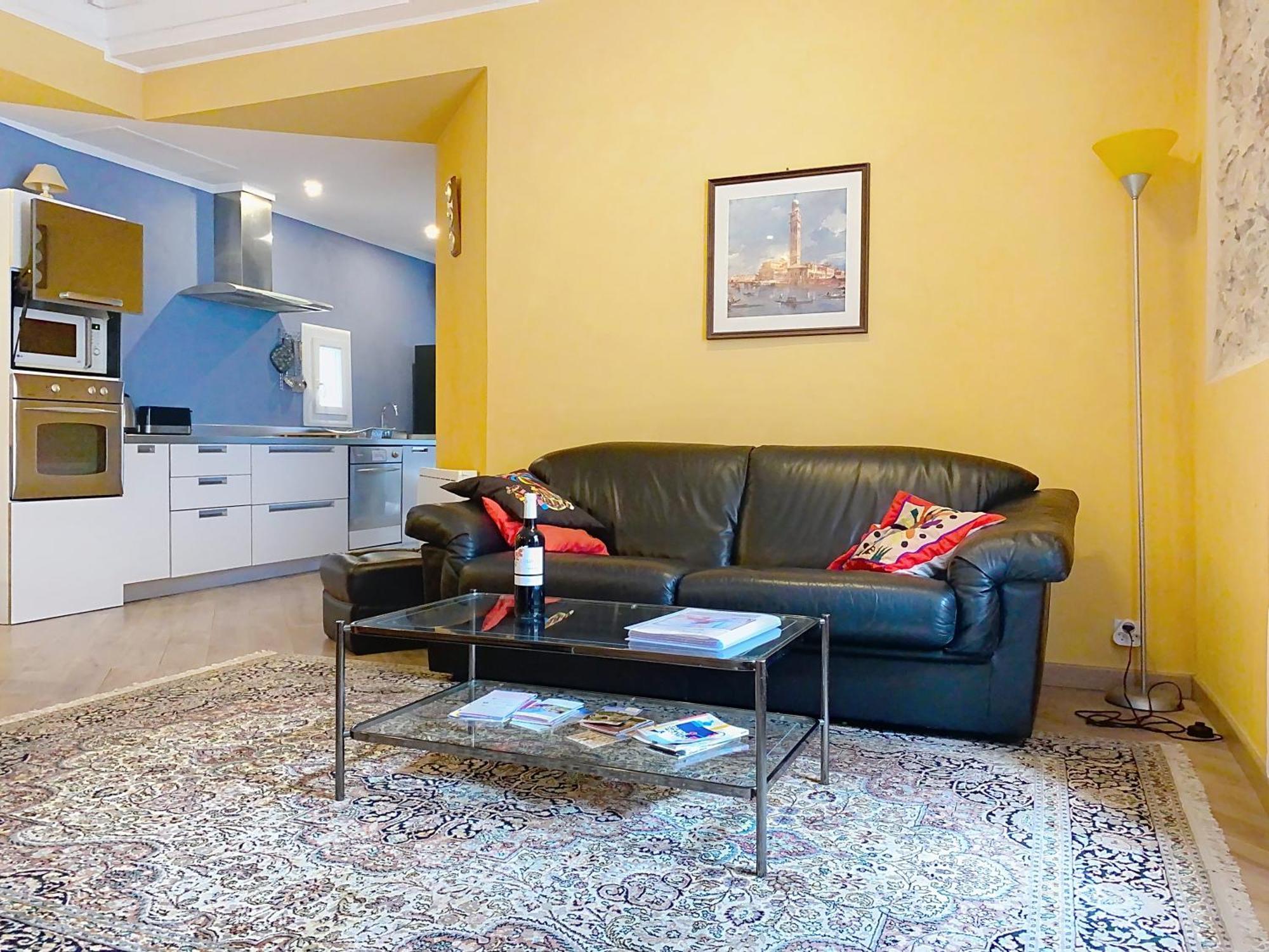 Residence Verdi - Appartements Meubles En Centre Ville Bedarieux Luaran gambar